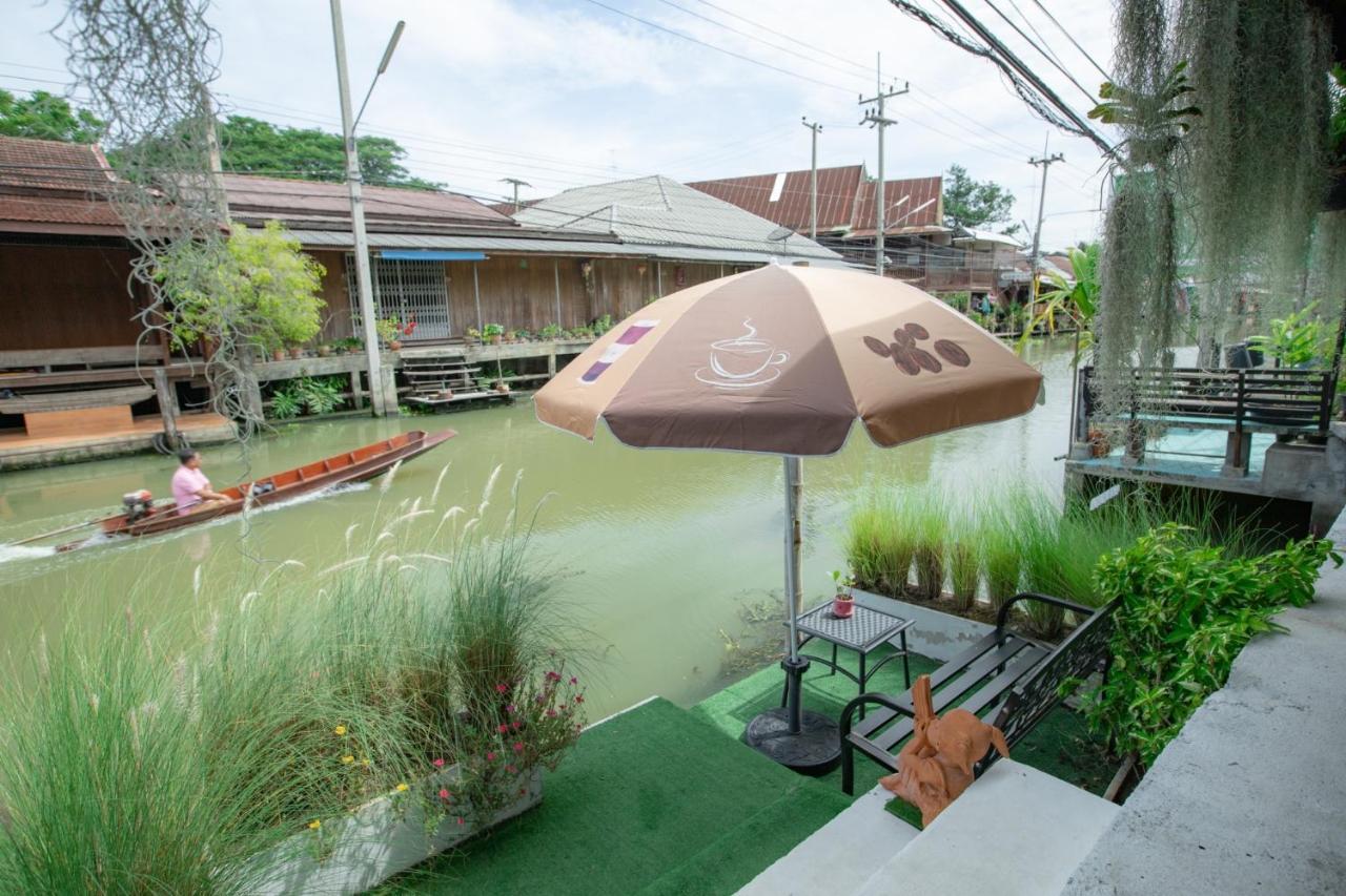 Reuan Vilawan Ratchaburi Luaran gambar
