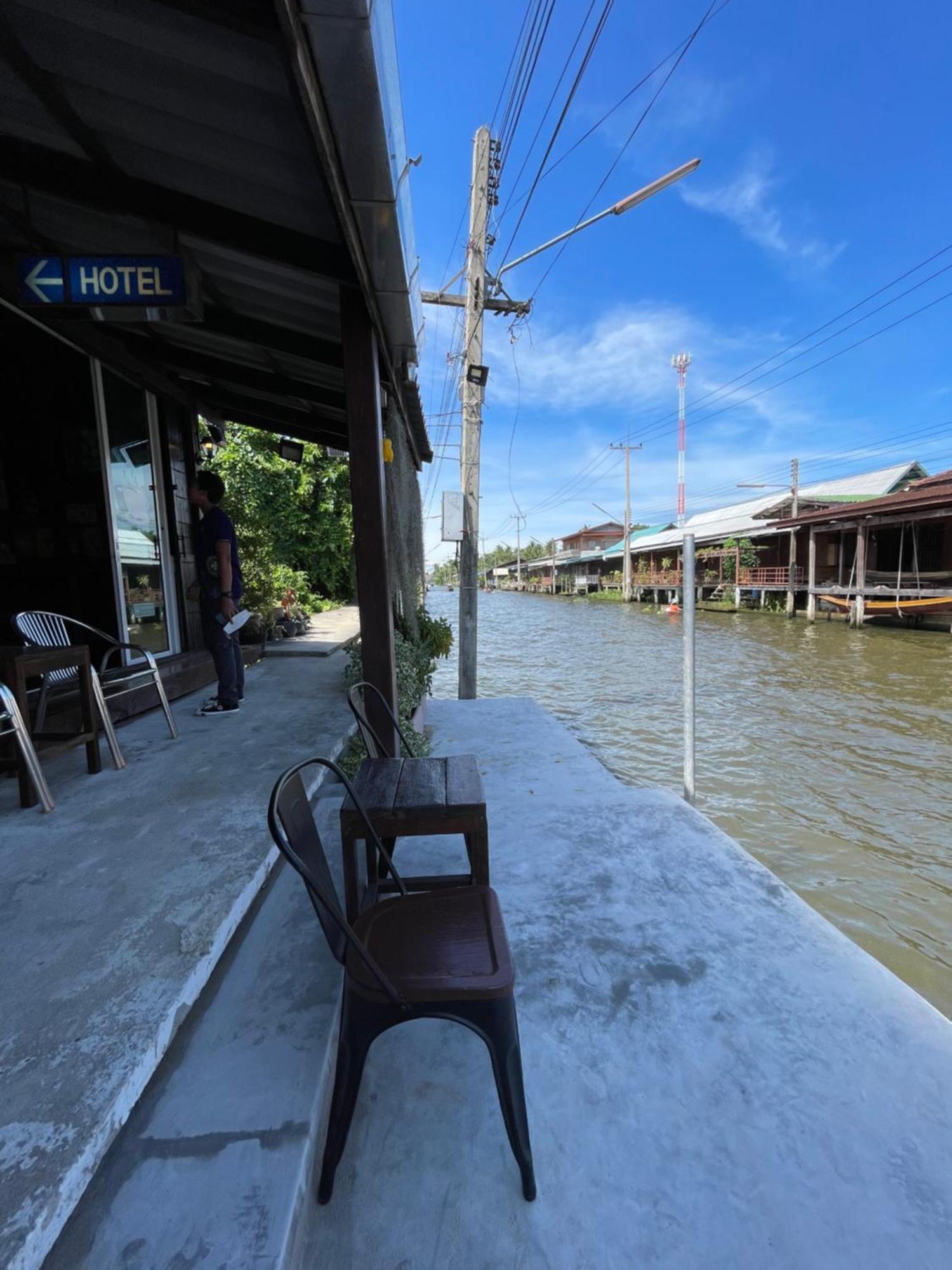 Reuan Vilawan Ratchaburi Luaran gambar