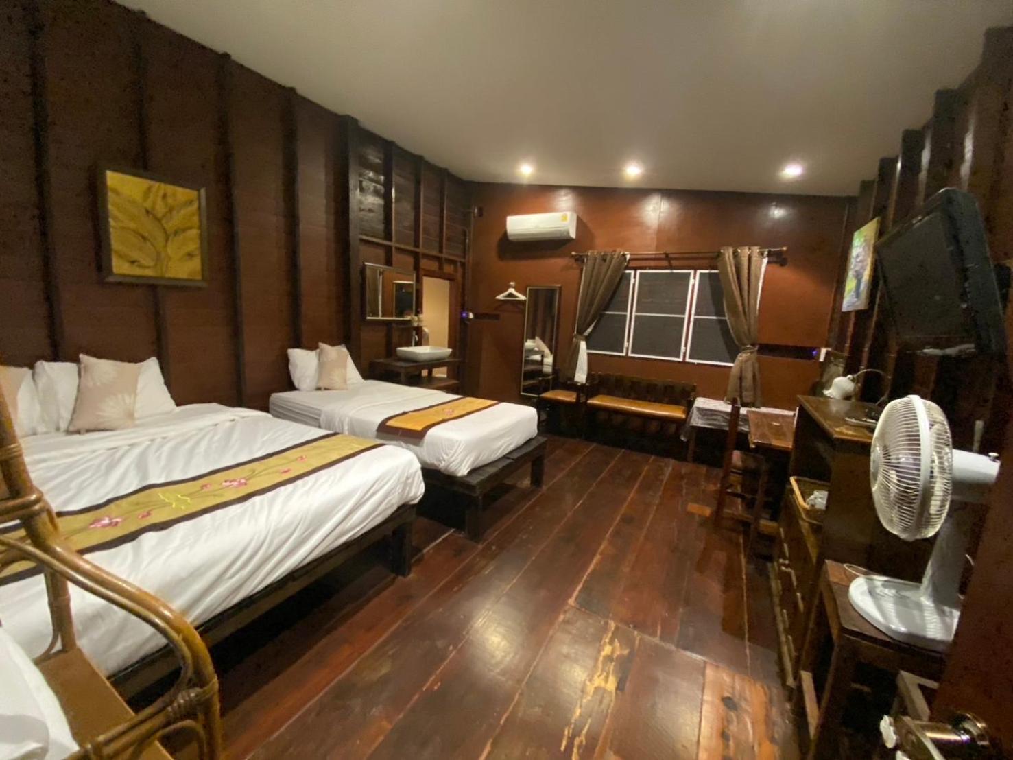 Reuan Vilawan Ratchaburi Luaran gambar