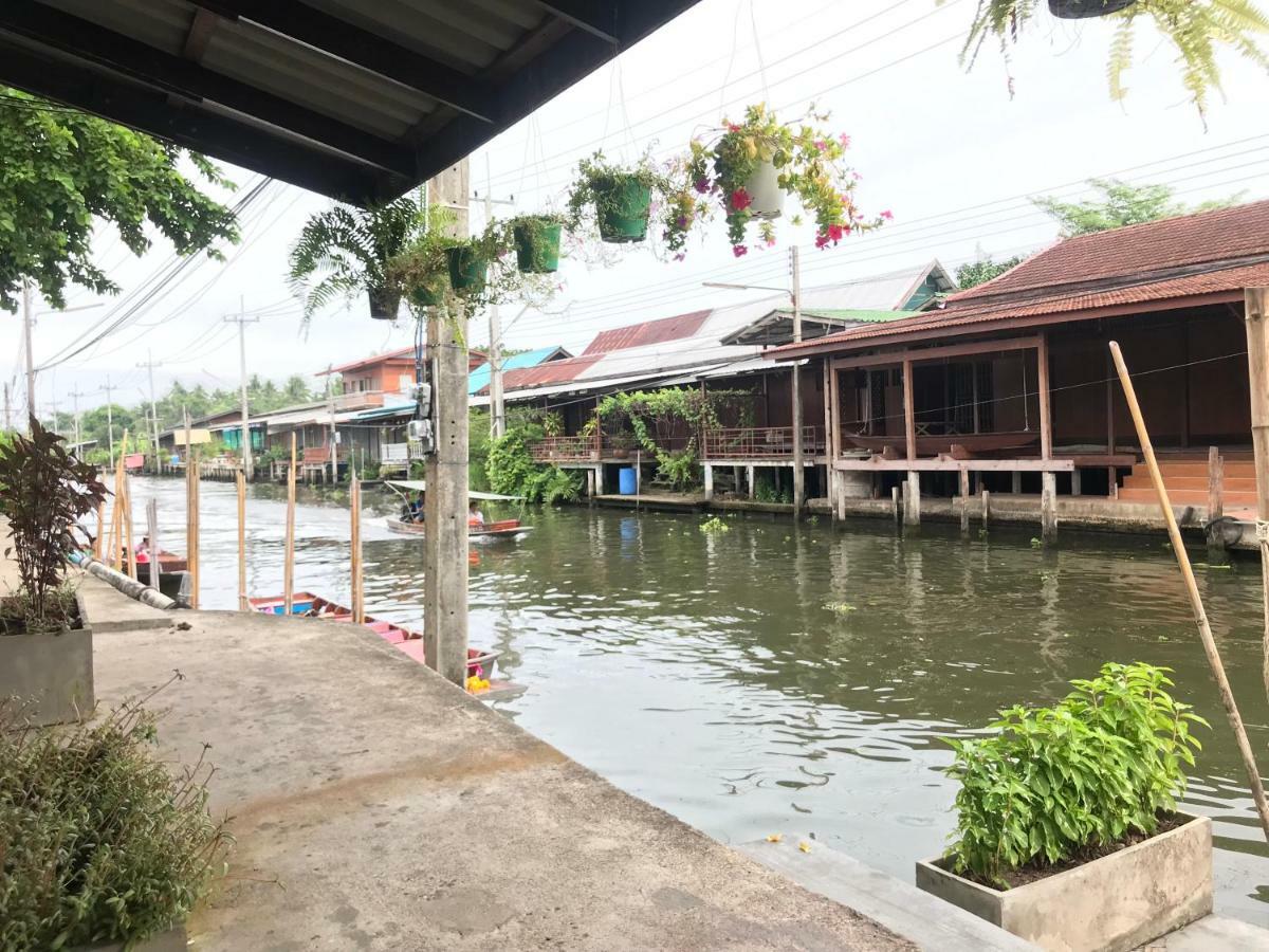 Reuan Vilawan Ratchaburi Luaran gambar